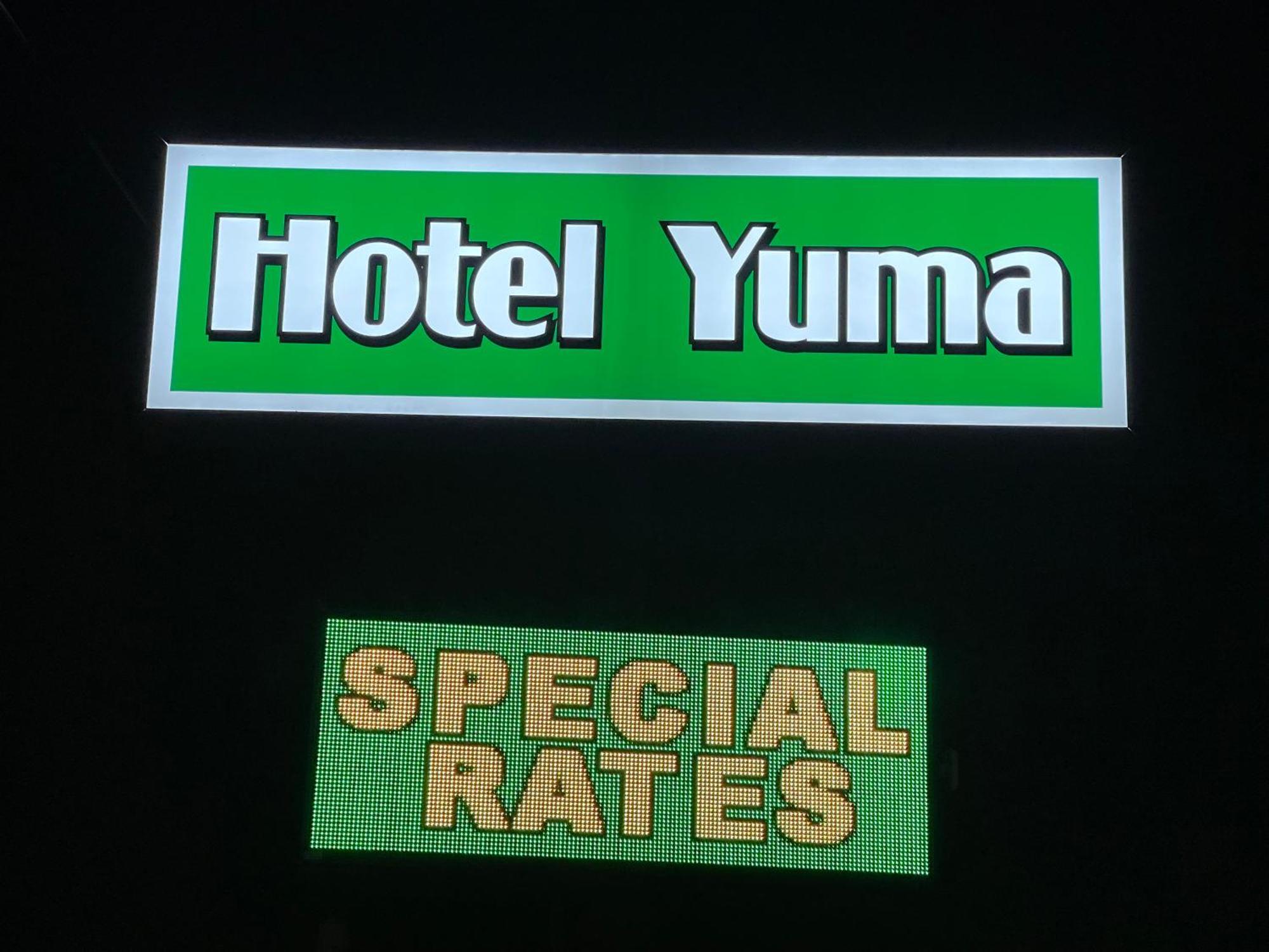 Hotel Yuma Exteriör bild